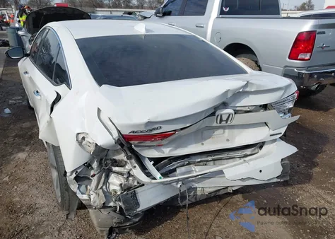 2018 Honda Accord Touring z USA, uszkodzony, nr VIN 1HGCV1F96JA007316